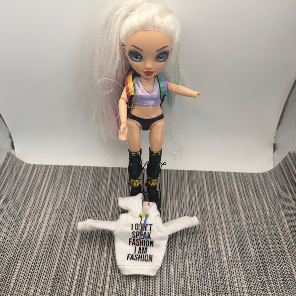 Rainbow High Amaya Raine Series 2 Doll White Hair Rainbow Backpack Boots Hoodie